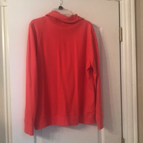 Top - Picture 3 of 4